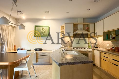 Carlos Casares 2479