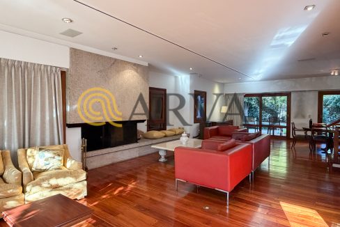 Carlos Casares 2479