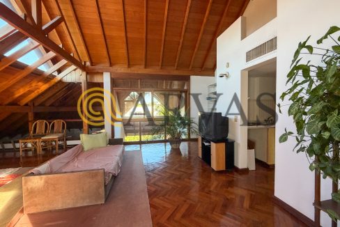 Carlos Casares 2479
