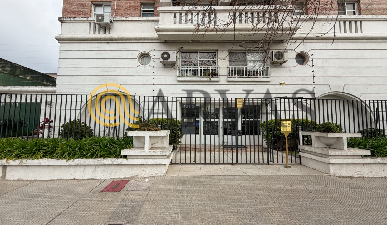 Av. Centenario 2250