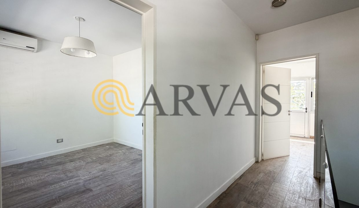 Arias 2090